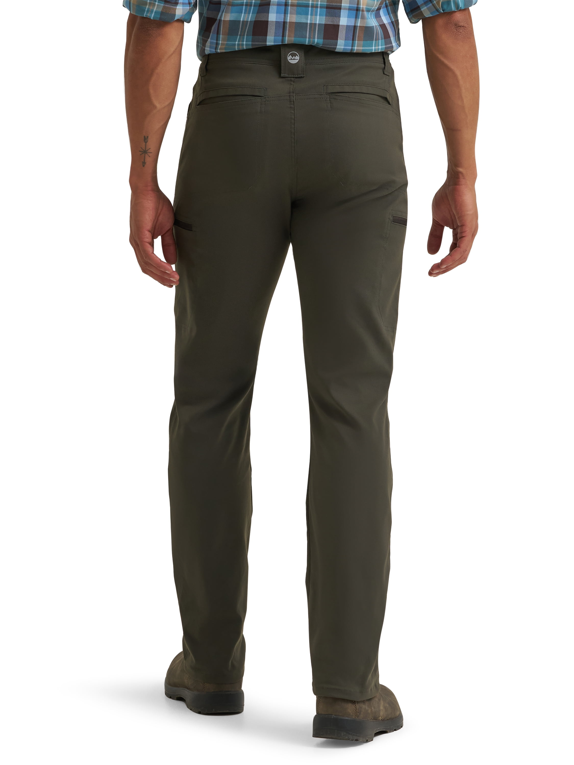 Wrangler ® Men’s Outdoor All Terrain Cargo Pant with UPF 50+ Protection 34x34 - 50x30
