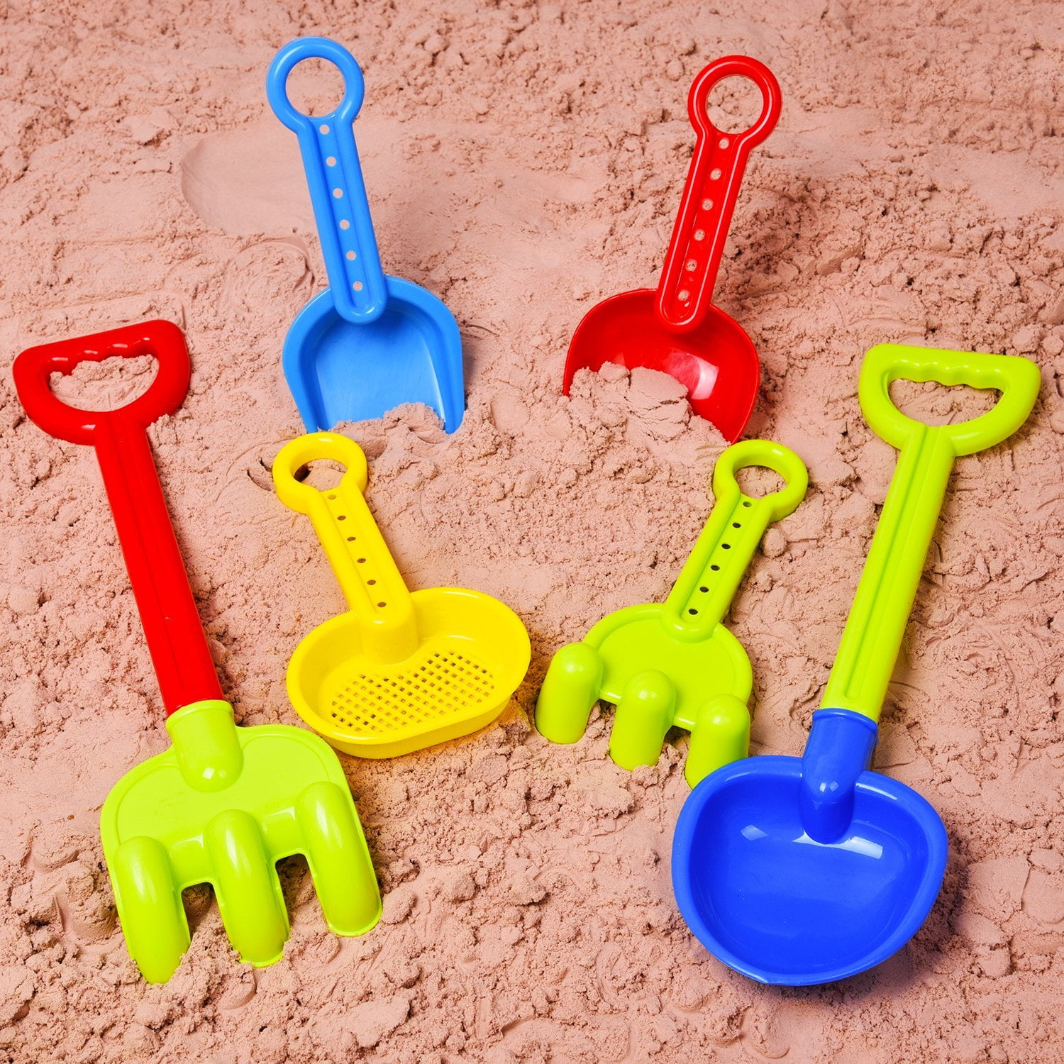 Shovels Beach Molds Sand Toys for Kids Sandbox Toys for Outdoor Indoor Rakes Watering Can Victostar 20PCS Beach Sand Toys Set Sand Water Wheel,Bucket 