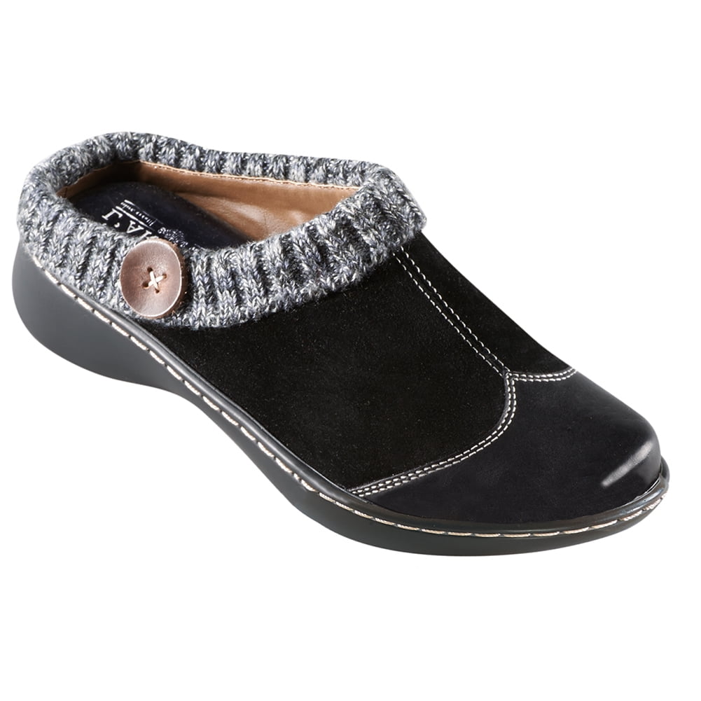 sweater clogs