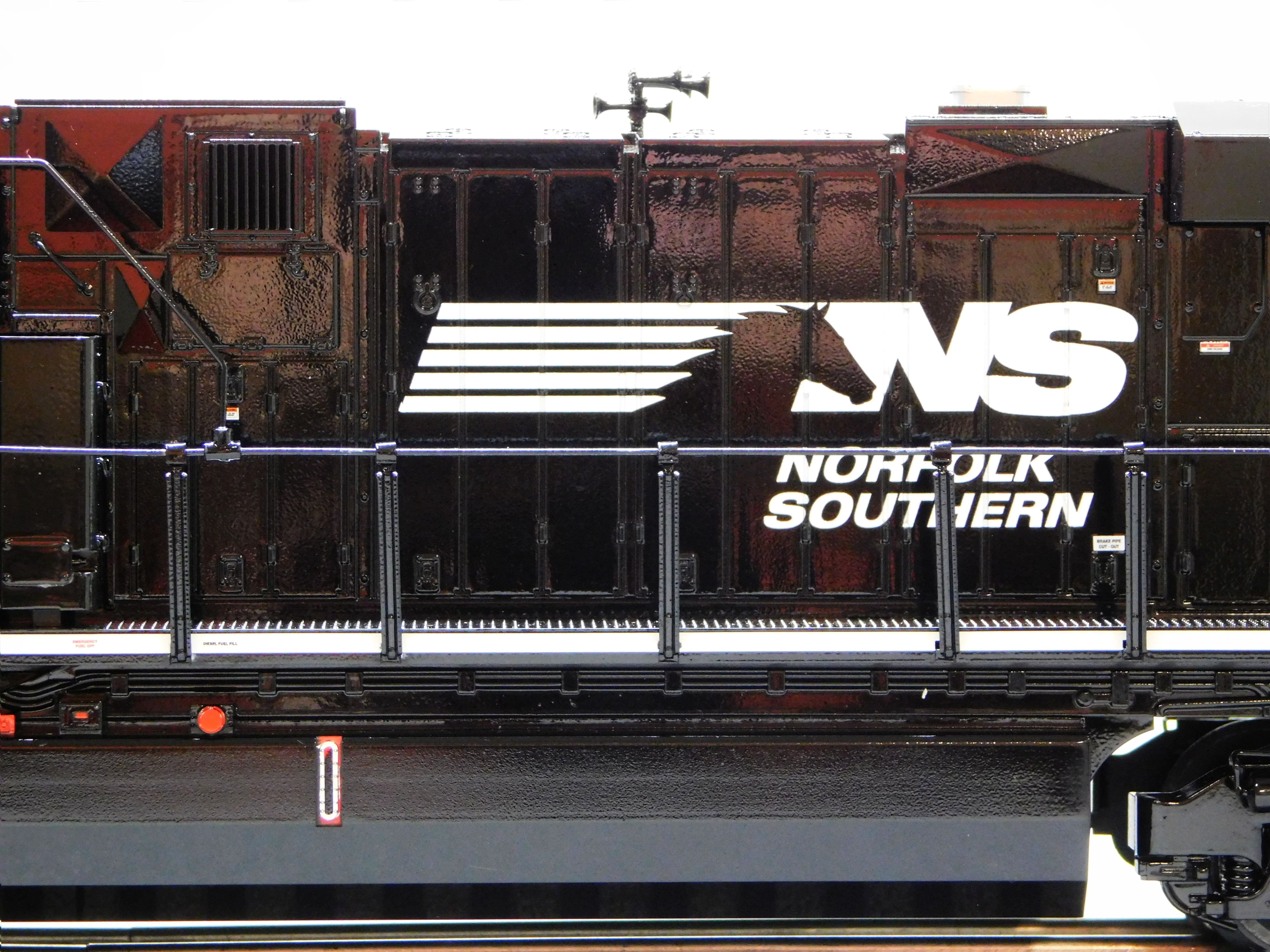 LIONEL BTO NORFOLK SOUTHERN NS LEGACY ES44 #8092 DIESEL