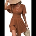 thumbnail image 3 of Vestido Mini de Verano con Escote en V y Mangas con Volantes, Corte A, Cintura Alta Elástica, Holgado y con Vuelo. Color Caramelo XL, 3 of 9