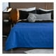 thumbnail image 1 of Edredón Ligero Real Textil + 2 Fundas de Almohada, Juego de Colcha Matrimonial, Color Azul Rey/Negro, 1 of 7