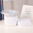 thumbnail image 4 of Mini bote de basura de plástico moderno con tapa - Papelera para tocador de baño, escritorio, mesa o mesa de café - 2 litros (prensa cuadrada - blanco), 4 of 5