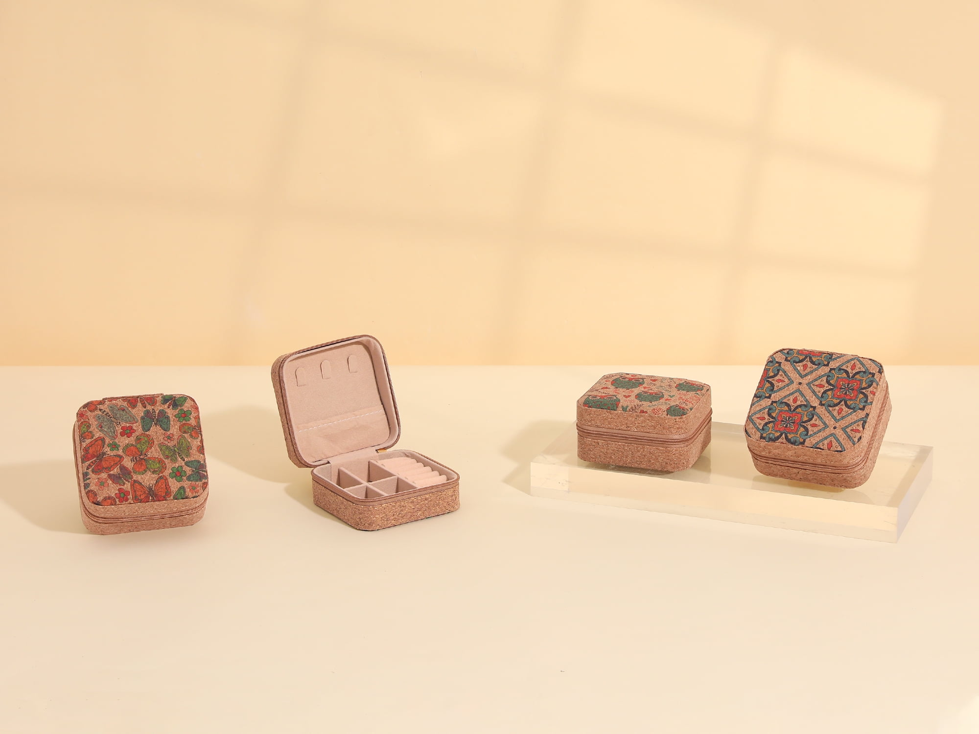 Unique Bargains Vintage Mini PU Leather Jewelry Box with Zipper Brown Owl Pattern