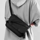 thumbnail image 3 of Bolso de hombro impermeable de gran capacidad para trabajo y viaje, bolso bandolera negro con múltiples compartimentos, bolso de mensajero liviano de 11.42x8.66x3.15in para hombres y mujeres, 3 of 5