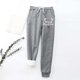 thumbnail image 2 of Gibobby pantalones negros mujer Pantalones casuales de invierno informales con navideñas estampadas a cuadros cálidos con cintura larga y bolsillo (Gris, XL), 2 of 3