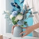 thumbnail image 4 of Arreglo de hortensias artificiales con jarrón | Flores de seda azul y blanco | Ramo ajustable | Maceta de cerámica | 15 pulgadas de alto | Inicio Decoración de banquetes de bodas | Multicolor | 1, 4 of 6