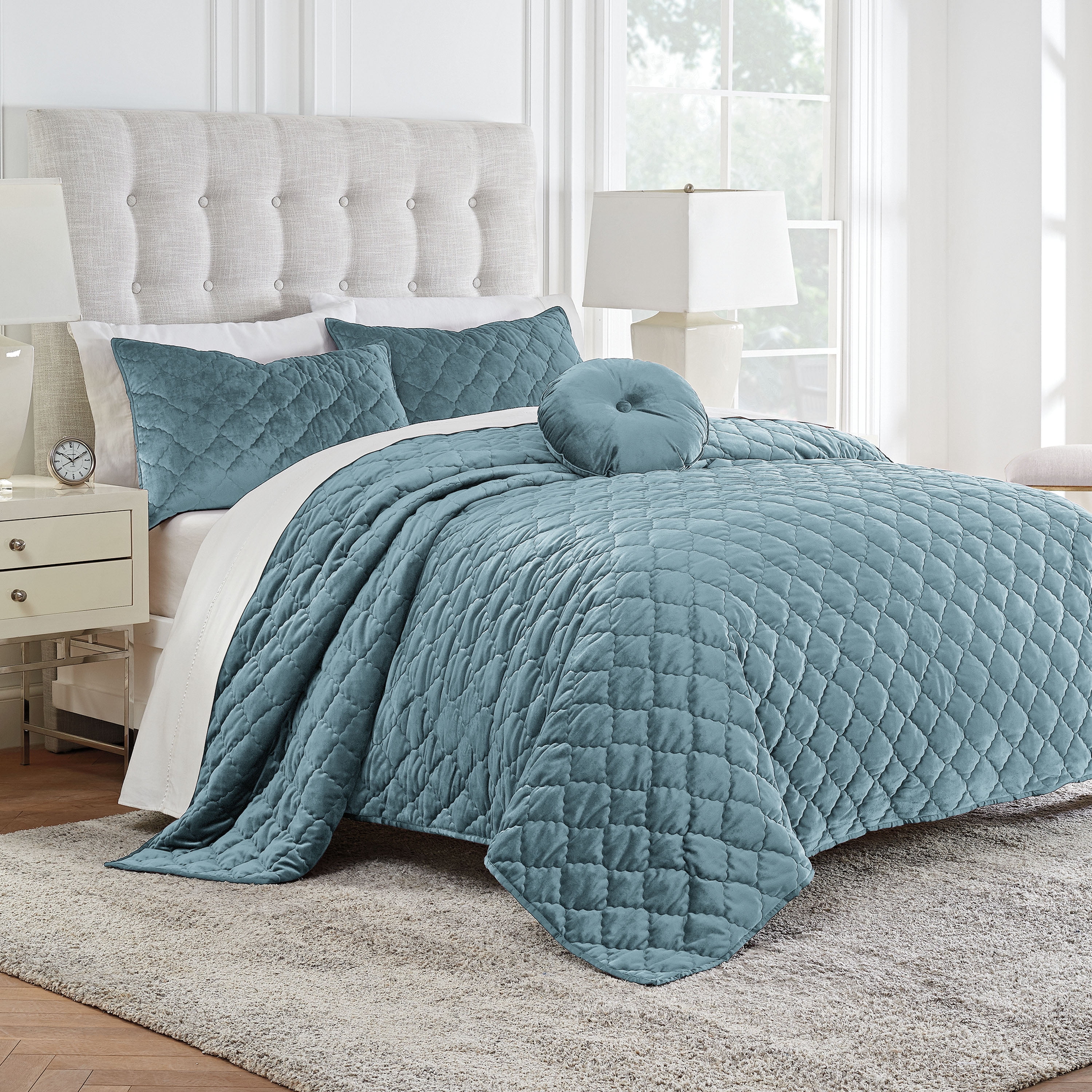 Modern Living Addison Velvet Twin Teal Quilt Set