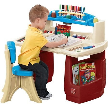 Step2 Deluxe Art Master Desk comes with a Comfortable New Traditions Chair