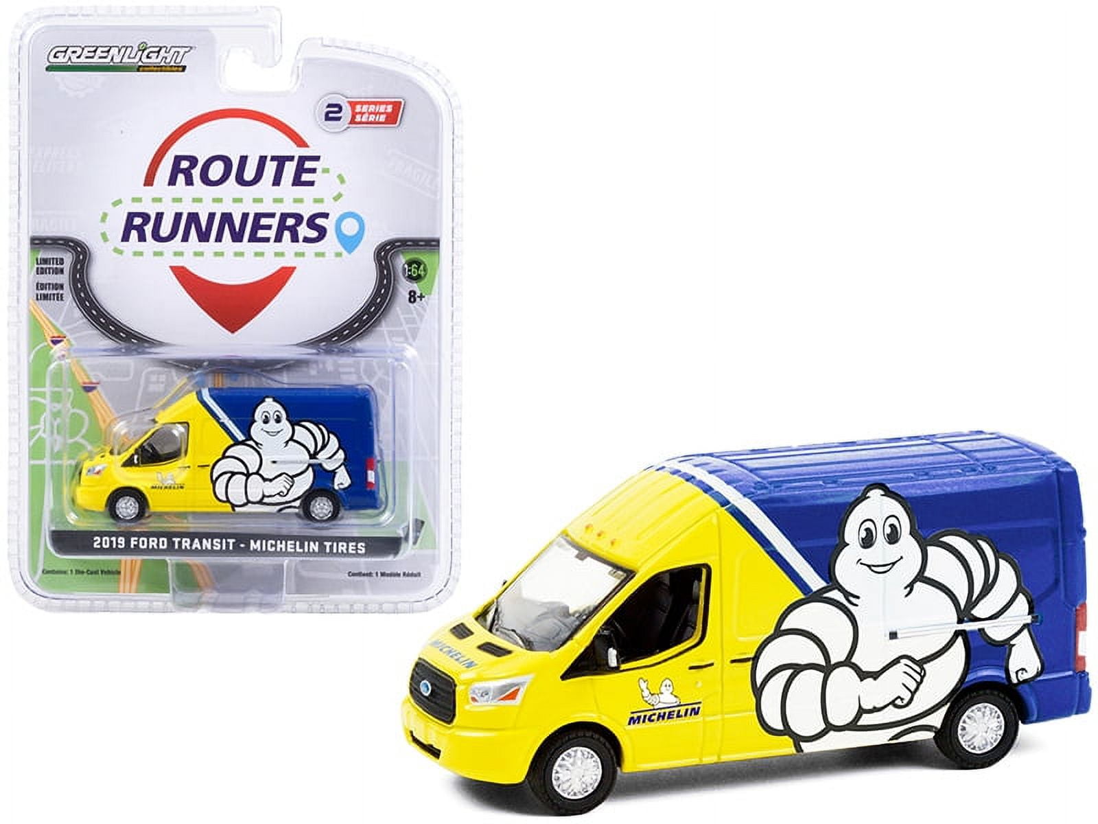 GreenLight 2019 Ford Transit ミシュラン ミニカー Michelin Tires 2019 Ford Transit LWB High Roof Van, Yellow and
