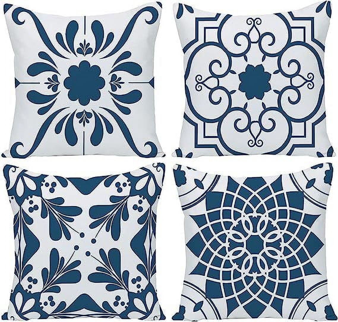 18x18 Pillow Cover Set of 4, Boho Ethnic Design Decorative Throw Pillows Linen Carpet Pattern Farmhouse Cushion Pillow Covers for Sofa Couch Outdoor