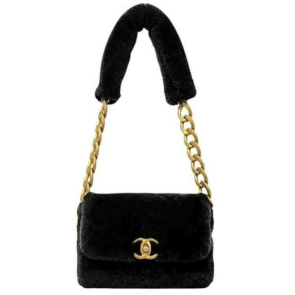 Pre-Owned Chanel f-24441 Black Matelasse Shoulder Bag, 30 Series, Fur, Coco Mark,... (Good)