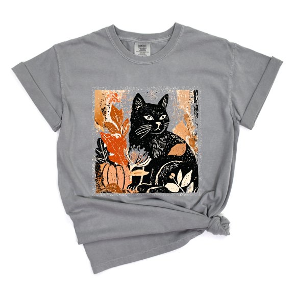 Black Cat Fall Leaves Distressed - Women's Garment Dyed Graphic T-Shirt