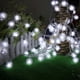 thumbnail image 1 of Guirnalda de luces navideñas con forma de bola de nieve peluda de 40 LED con pilas de 16,5 pies/5 m para vacaciones, bodas y decoración de fiestas (blanco cálido), 1 of 8