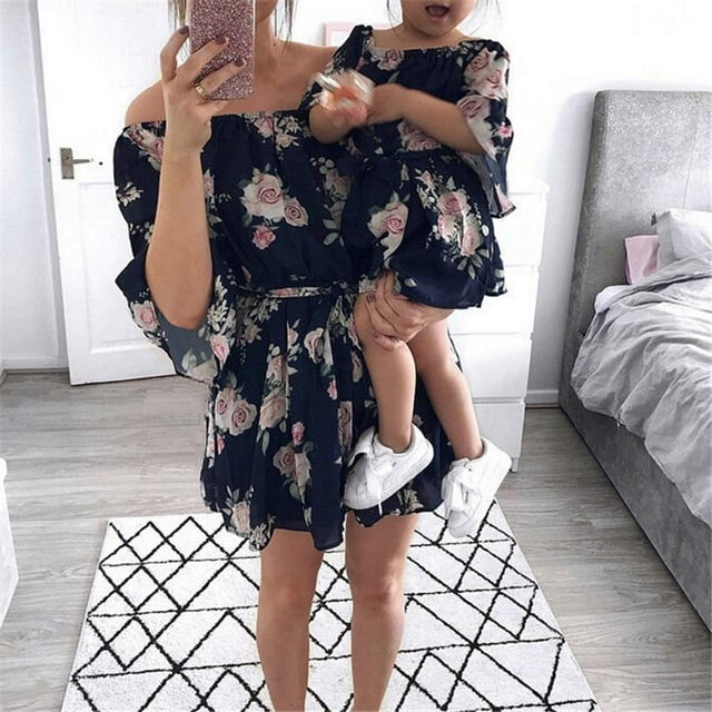 Robes Bohèmes Assorties Mère et Fille, Robe d'Été à Épaules Dénudées à Fleurs pour la Plage, Tenues Assorties pour la Famille