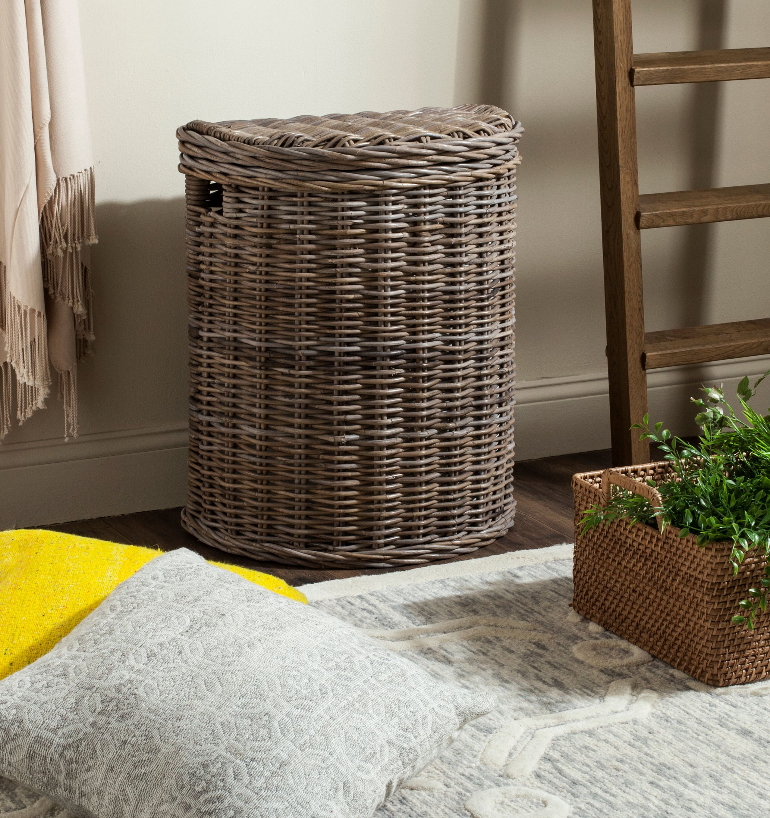 black hamper with lid black hamper with lid