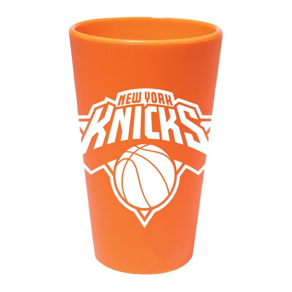WinCraft New York Knicks 16oz. Team Color Silicone Pint Glass