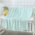 thumbnail image 1 of Xihbxyly Manta de Hielo, Manta Refrescante de Fibra para Verano, Diseño Ligero y Transpirable, Suave y Cómoda para Quienes Duermen con Calor, Multiusos para Cama, Sofá y Viajes, Tamaño 110 X 130 Cm., 1 of 5