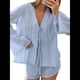 thumbnail image 3 of Pijama de Verano para Mujer, Conjunto de 2 Piezas con Cuello en V, Camisa de Larga A Juego y Pantalones Cortos Holgados de Cintura Alta. Azul L, 3 of 10