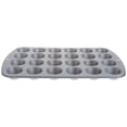 thumbnail image 2 of Molde para magdalenas Wilton Recipe Right, tamaño pequeño, 24 tazas, 2 of 7