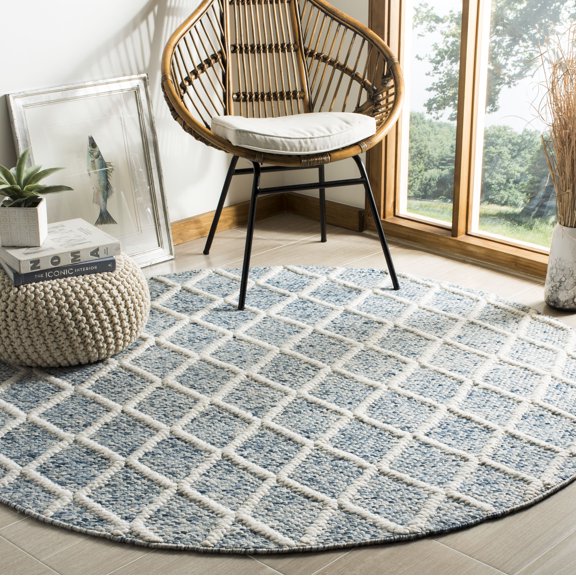 SAFAVIEH Natura Olgica Geometric Diamonds Area Rug, Ivory/Blue, 6' x 6' Round