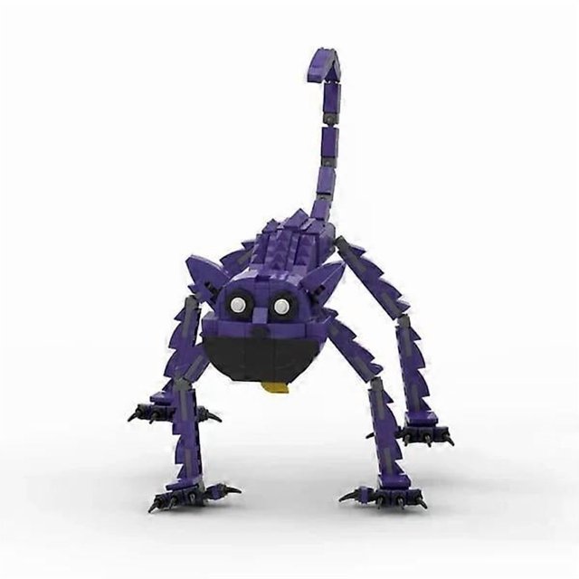 new smiling critters building blocks smiling critters dogday and catnap block set purple cat figura ensamblada morado, vista frontal centrada de un gato de bloques morados con cuerpo segmentado, patas articuladas largas, cola en secciones y ojos circulares blancos sobre fondo blanco. A menudo usado como figura de exhibición o juguete para mascotas.