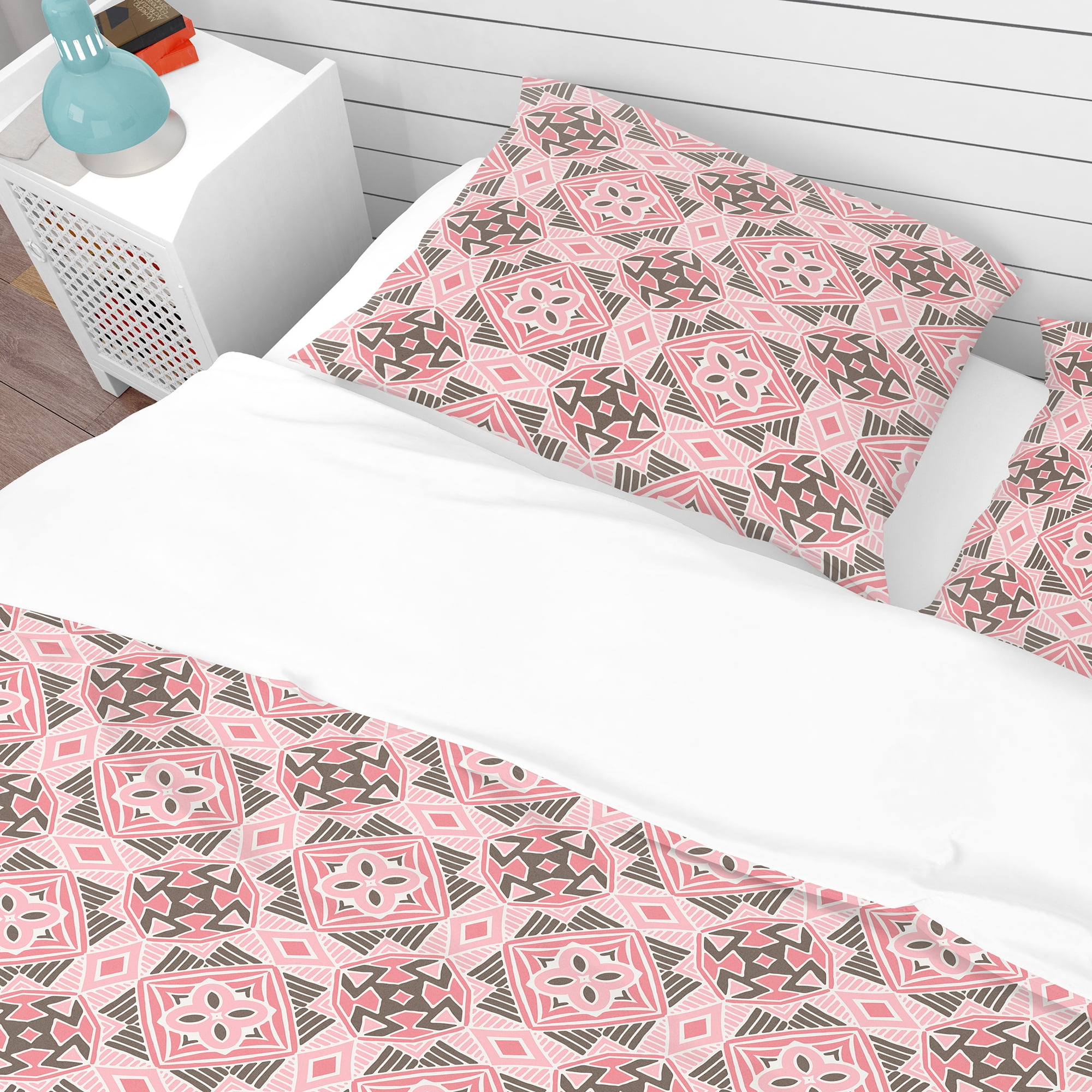 Designart 'Abstract Geometric Tiles Bohemian' Bohemian & Eclectic Duvet Cover Set