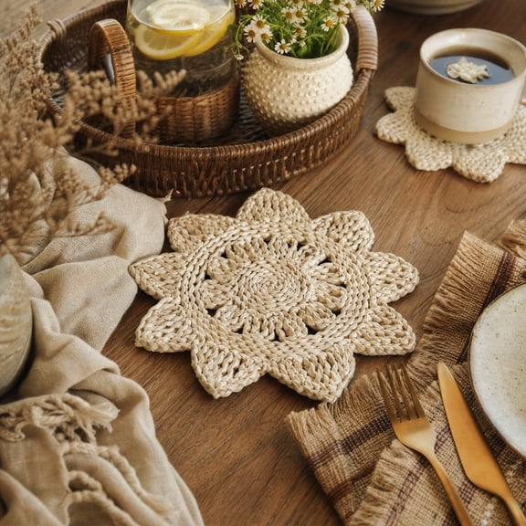 Miwamany 12 inch Boho Floral Braided Placemat, Petal Shaped Woven Table Mat, Natural Straw Heat Trivet for Dining Table Kitchen Home Decor