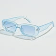 thumbnail image 1 of Gafas de sol retro de montura pequeña Gafas de sol rectangulares modernas europeas y americanas Gafas de sol para fotografía callejera, 1 of 5