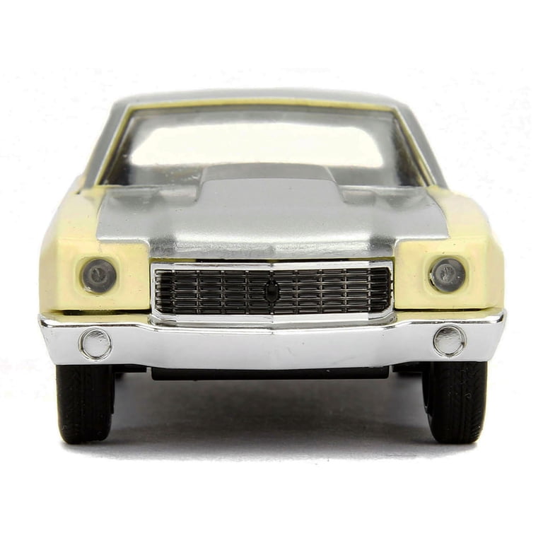 Chevrolet Monte Carlo Cream with Silver Hood and Top 