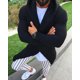 thumbnail image 1 of Suéter de punto con capucha y manga larga ajustado para otoño e invierno para hombre, ajuste cómodo, 1 of 5