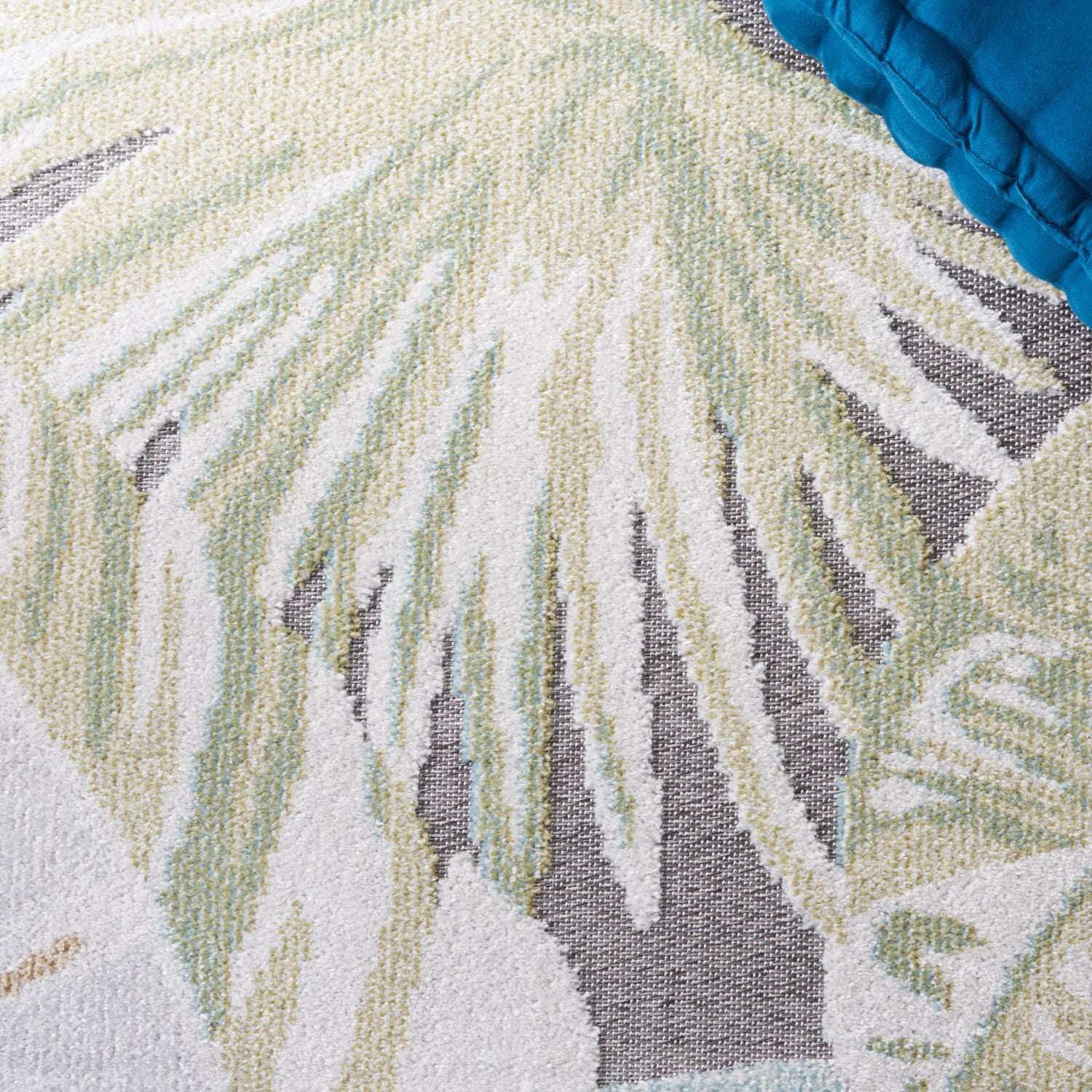 SAFAVIEH Sarasota Olivia Floral Indoor/Outdoor Area Rug