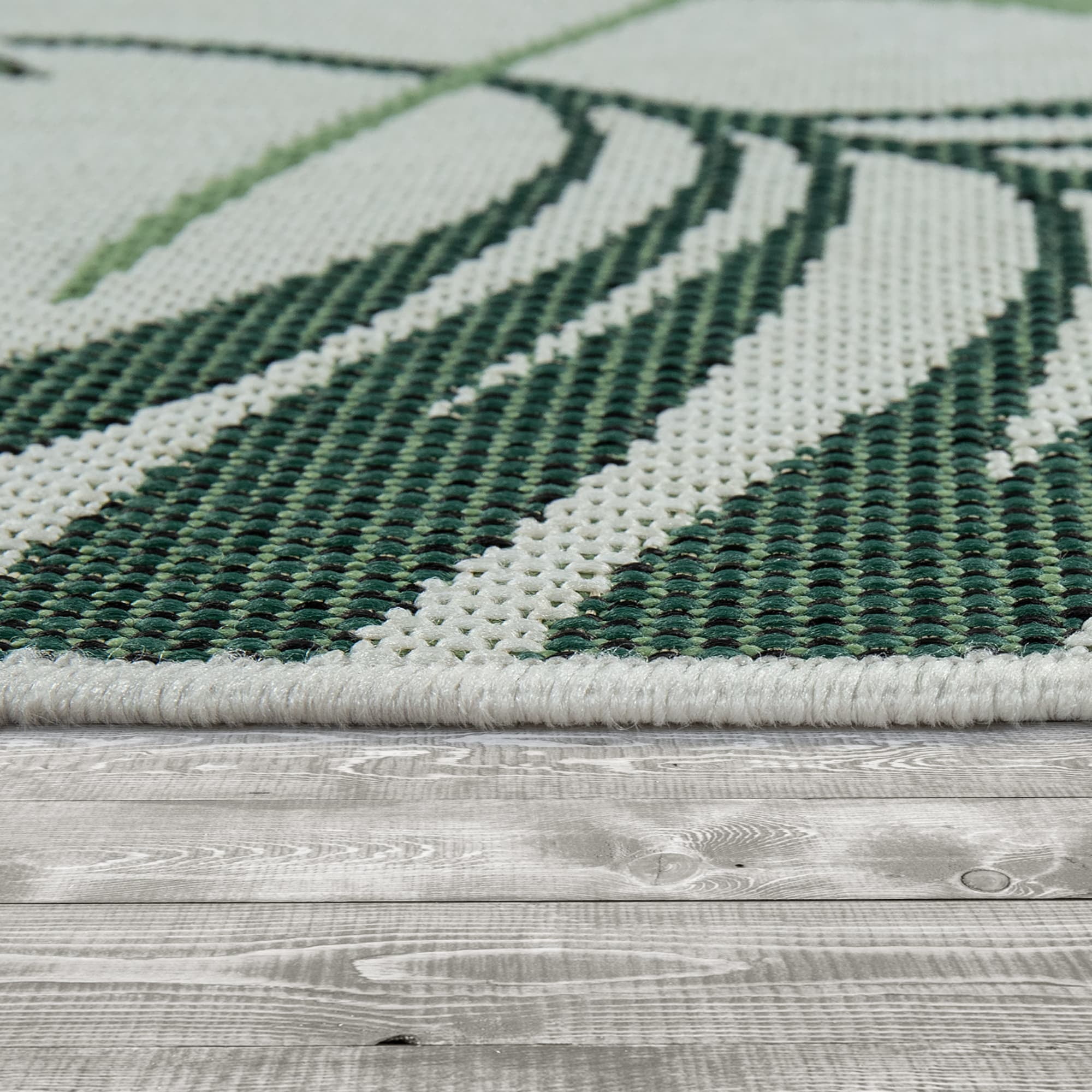 In- & Outdoor Rug Jungle Design with Palm Trees in Green White