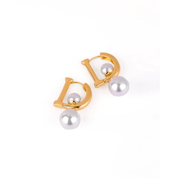 Dee Pearl Earrings