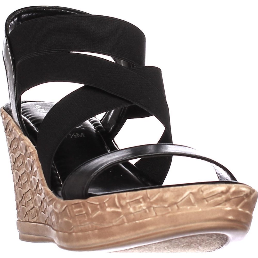 great shoes for wide feet