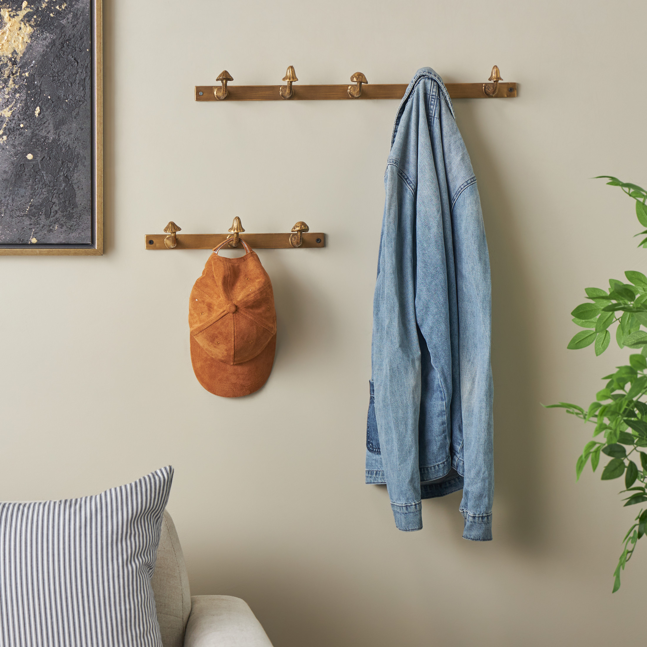 DecMode 23", 13"W Gold Metal 8 Hanger Mushroom Wall Hook, 2-Pieces