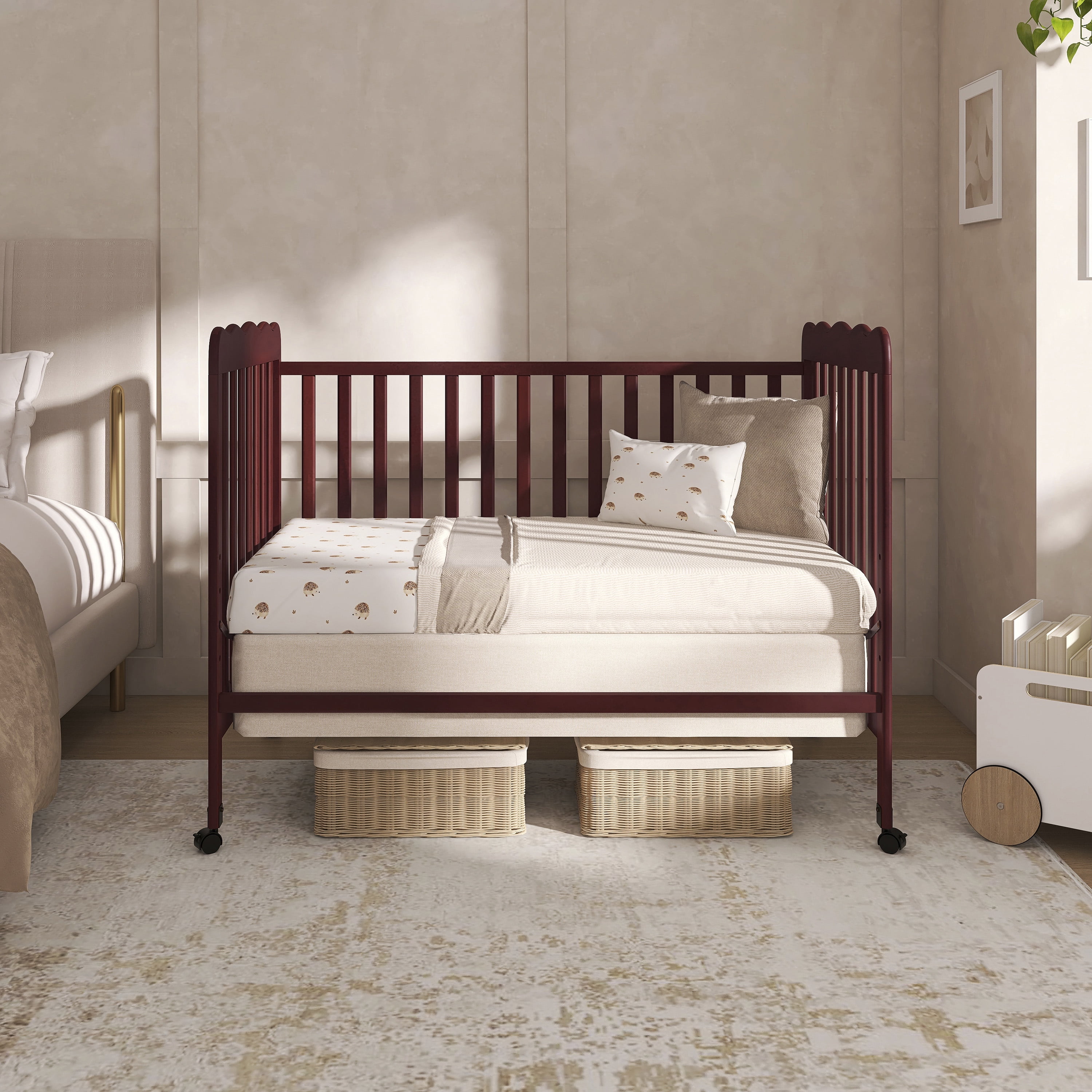 Dream On Me Carson Classic 3-in-1 Portable Crib in Espresso, Removable Wheels, Converts from Baby Crib to Toddler Bed, Day Bed and Kids Sofa, Three Adjustable Mattress Height Positions