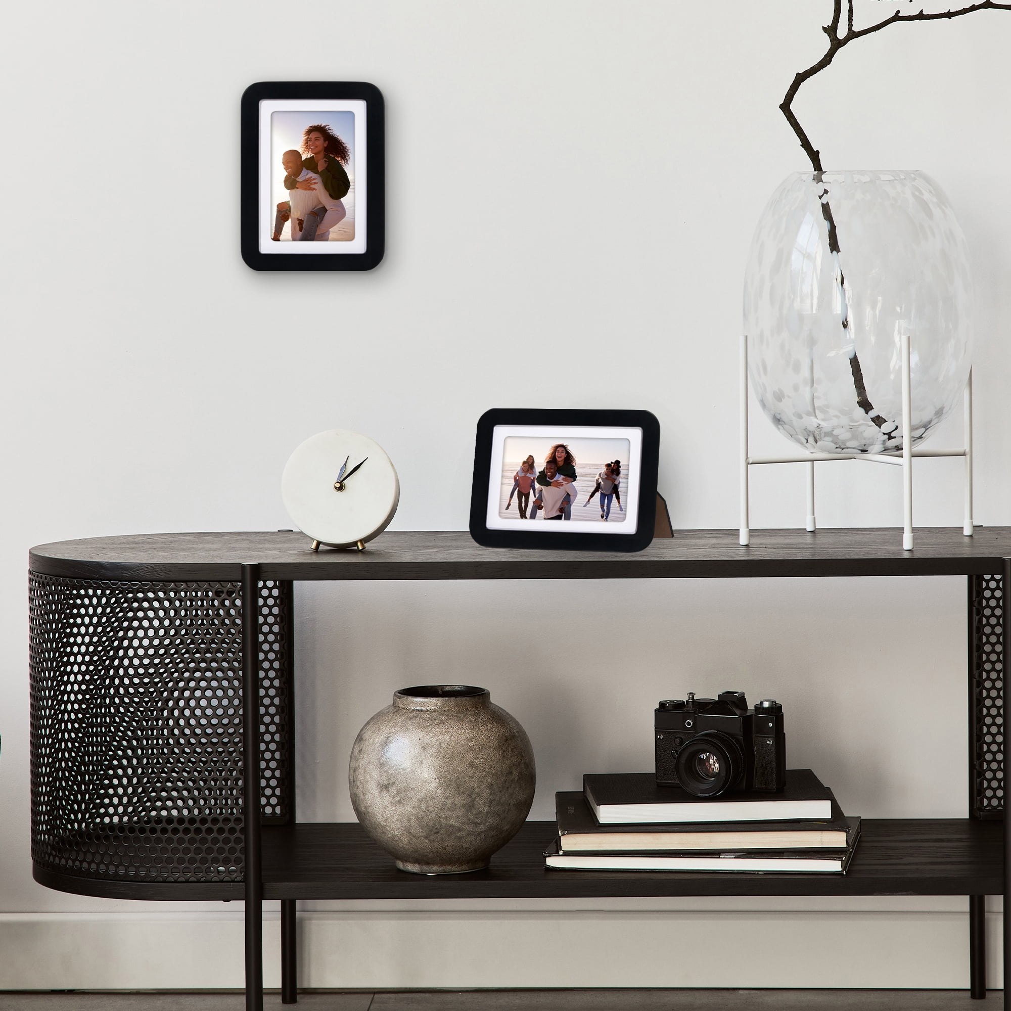 Americanflat 5x7 Picture Frame with Shatter-Resistant Glass with 4x6 Mat Round Corner Molding Mod - Black