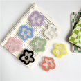 thumbnail image 3 of Soporte de flores pequeño transparente de Color sólido creativo soporte de escritorio perezoso adhesivo para teléfono móvil, 3 of 4