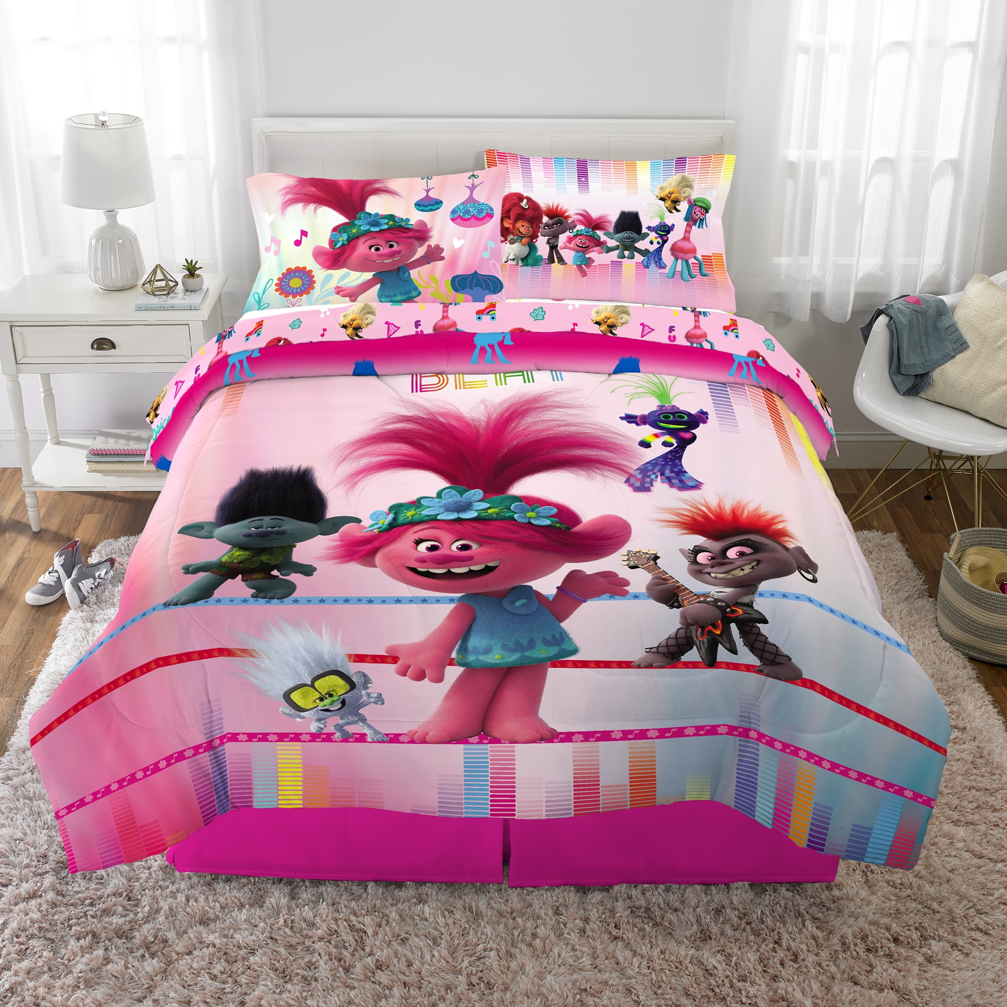 Dreamworks Trolls World Tour Twin 5 Pc Comforter Sheets Pillow NEW! 