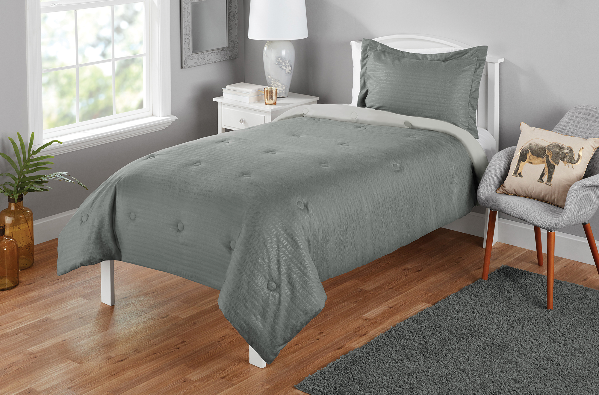Mainstays Seersucker Twin or Twin XL Solid Reversible Mini Comforter
