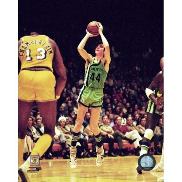 Pete Maravich Action Photo Print (20 x 24) - Walmart.com - Walmart.com