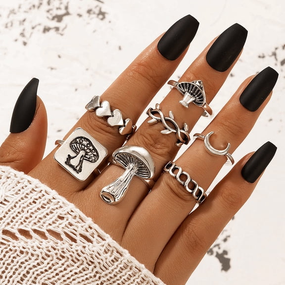 Womens Geometric Rings Set with Moon and Mushroom Design Fashion Alloy Electroplated Gold and Silver Love Rings for Women 7 Pcs