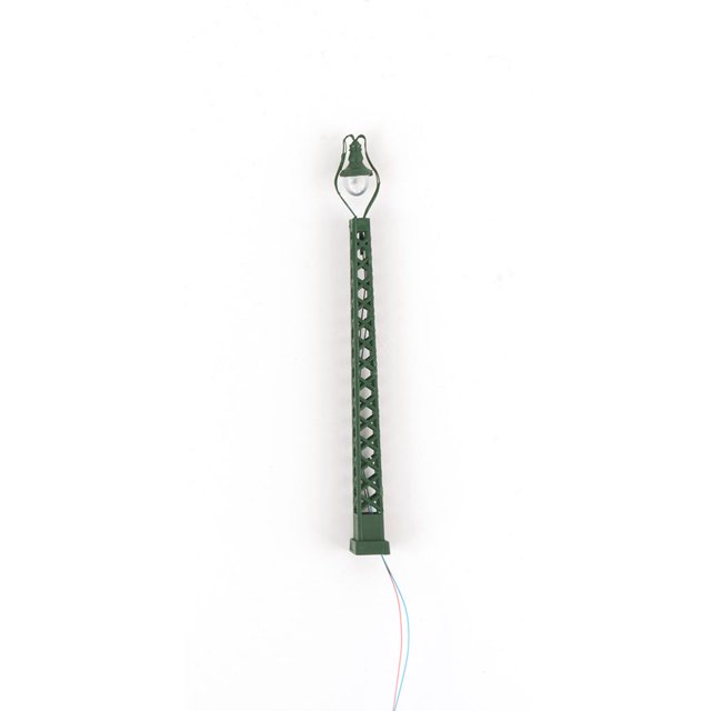 Model Train Lamppost Warm White will be Mode 1:87 Landscape Decorations LED Railway Light Single-Head Track Lamp Table Scenery Green