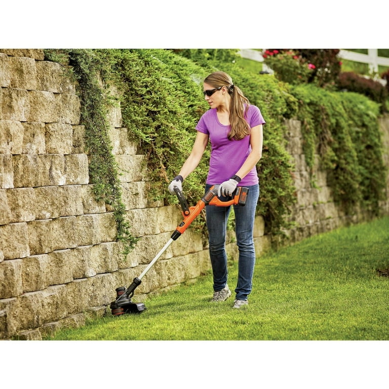 BLACK+DECKER 40V MAX* Lithium Trimmer/Edger with Automatic