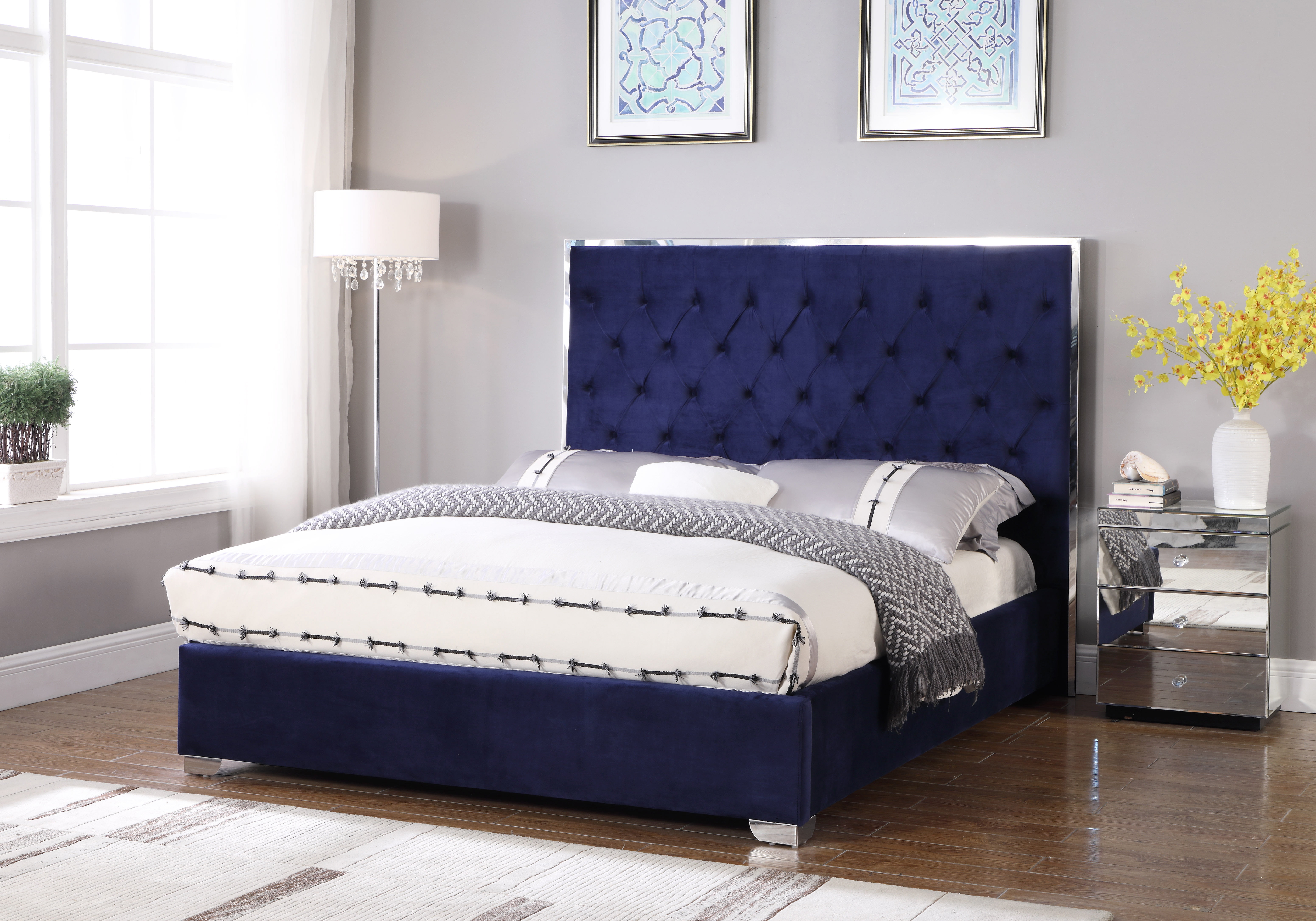 Best Master Furniture Natasha Eastern King Velvet Platform Bed, Blue