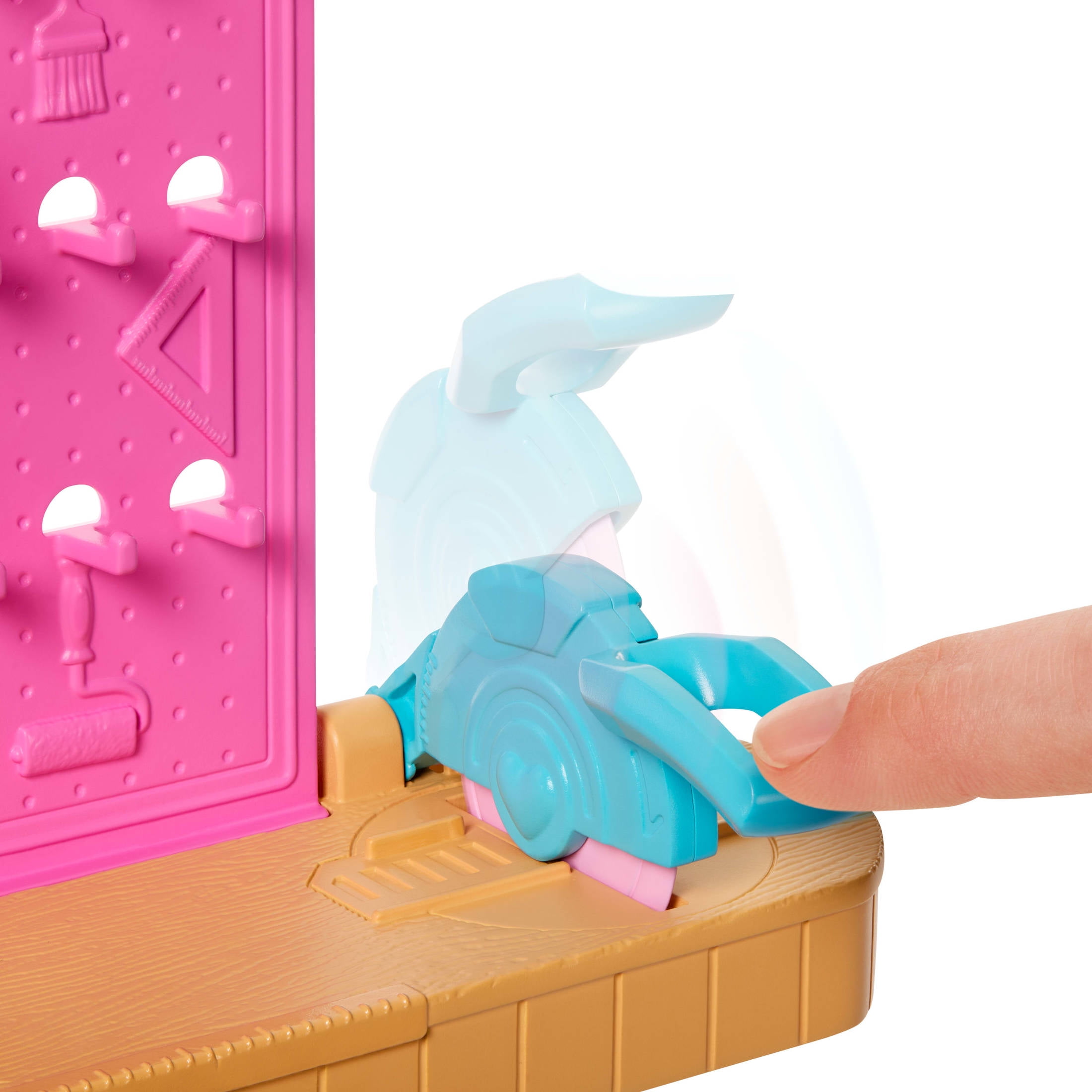 Barbie World Build-a-Doghouse Playset with Workbench, Buildable Doghouse & 15+ Accessories