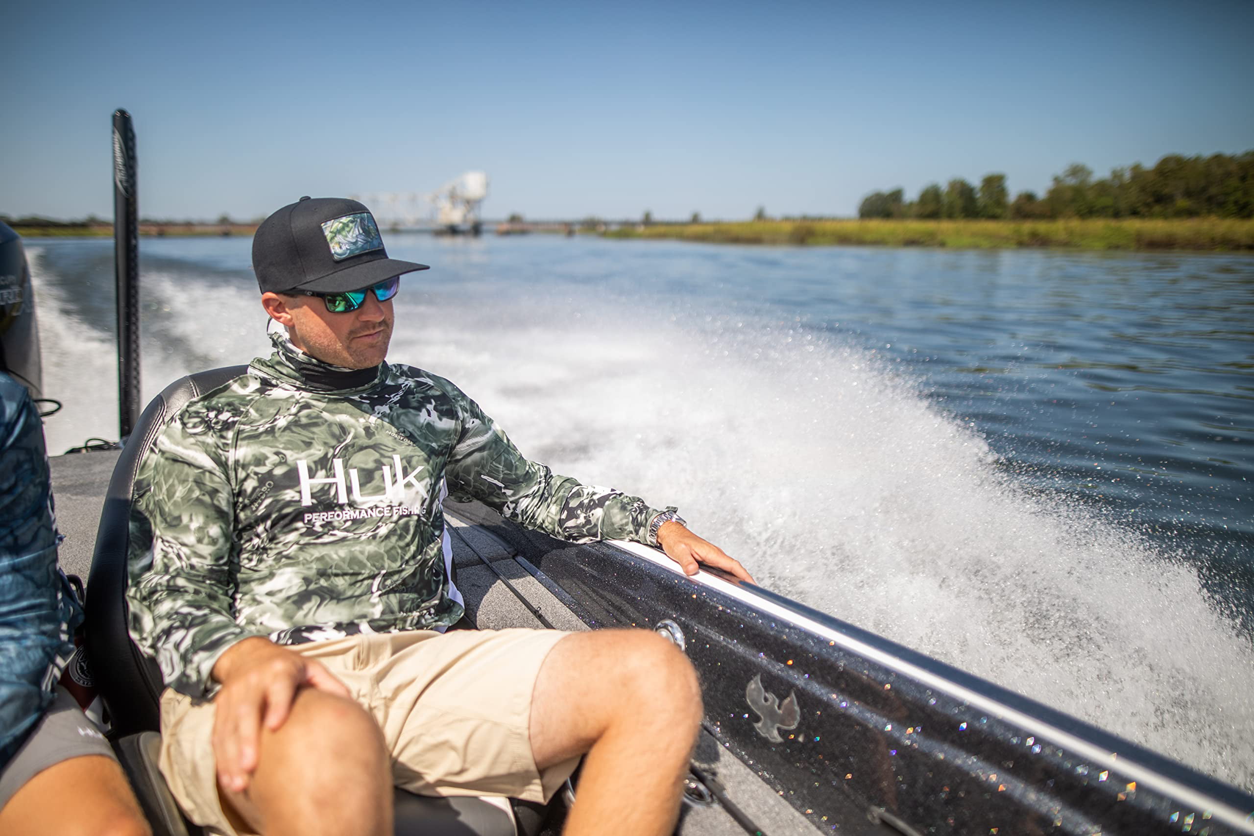 Camo Long Sleeve Performance Fishing Shirt With +30 UPF Sun Protection Huk Mens Mossy Oak Pursuit Long Sleeve Shirt 2X-Large Mossy Oak Hydro Freshwater