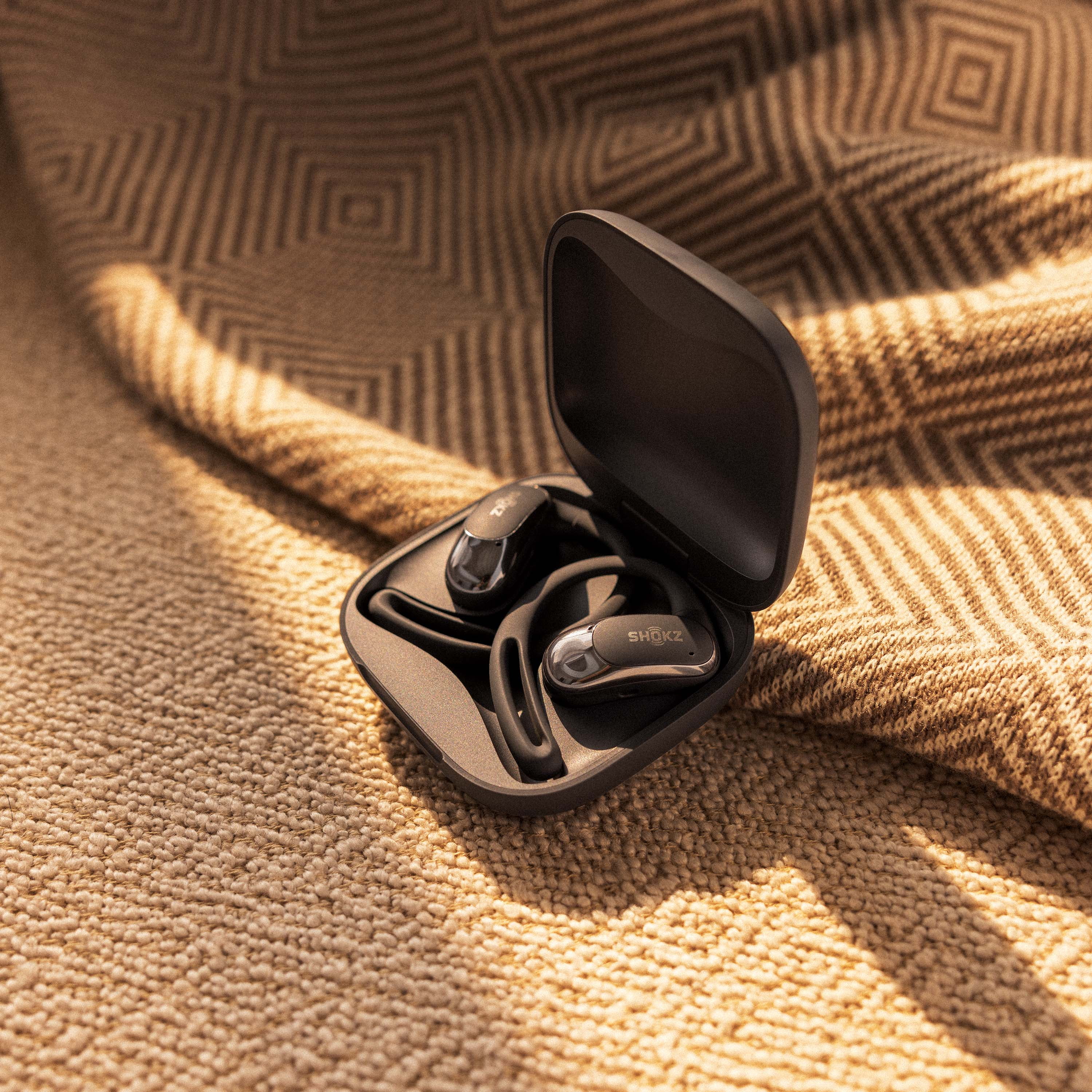 Shokz OpenFit Air, Véritablement Sans Fil, Microphone Intelligent Intégré, Noir