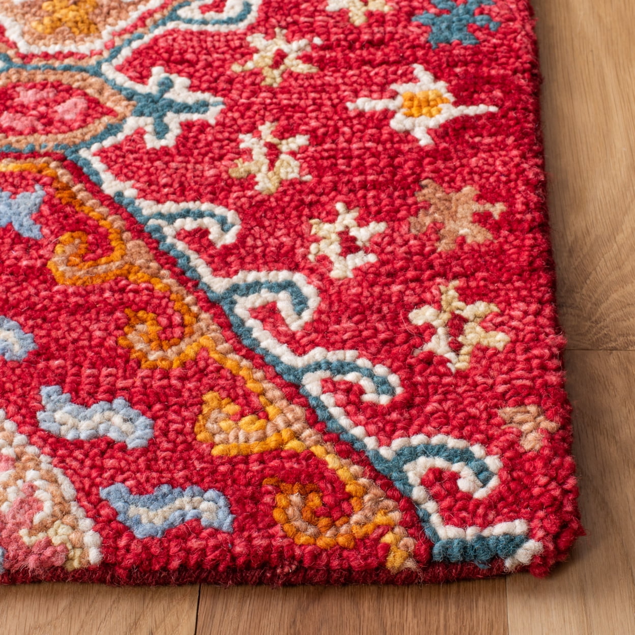 SAFAVIEH Aspen Dreda Tribal Area Rug, Red/Gold, 7' x 7' Square